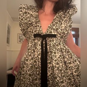 Few Moda floral mini babydoll dress 💚🖤